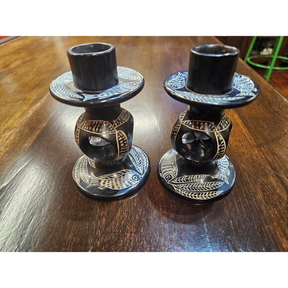 Vintage set of hand carved black soapstone candleholder Fish and Leaf Motif - Picture 5 of 10